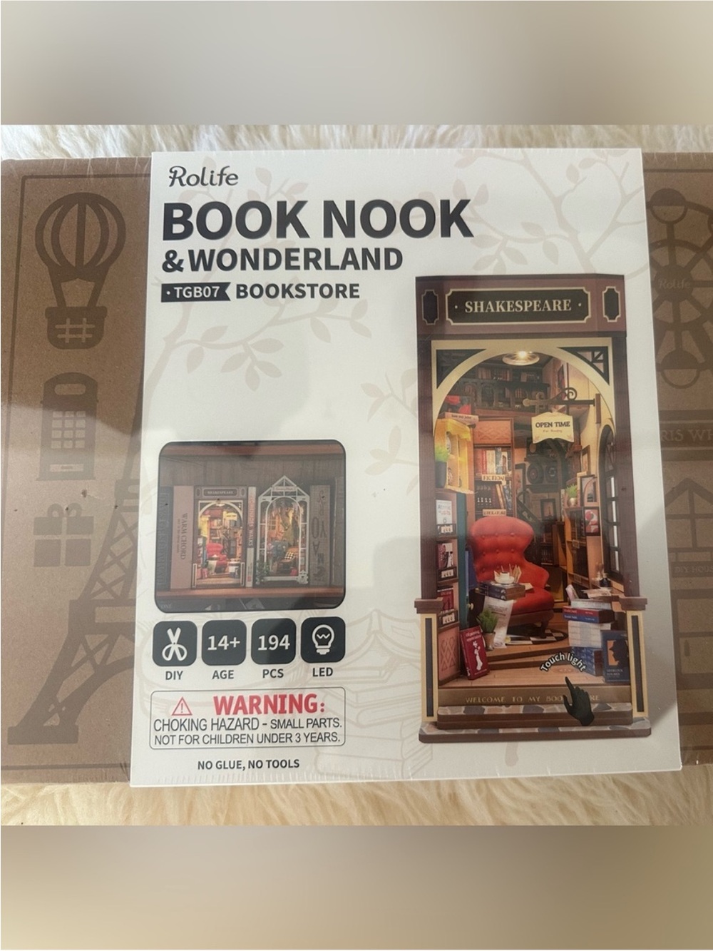 Book Nook & Wonderland Shakespeare Bookstore - Brown